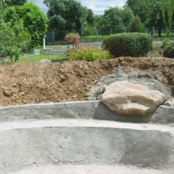 7-Mise en place de pierres pour la cascade