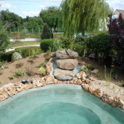 9-Etancheite poyester autour de la cascade